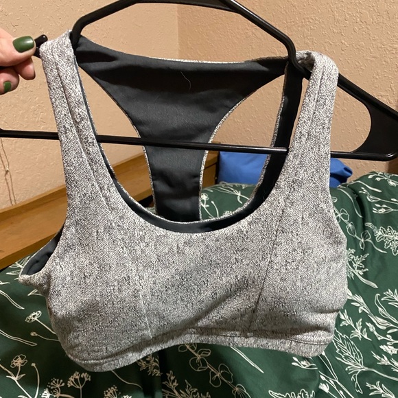 Gymshark sports bra - Picture 1 of 3